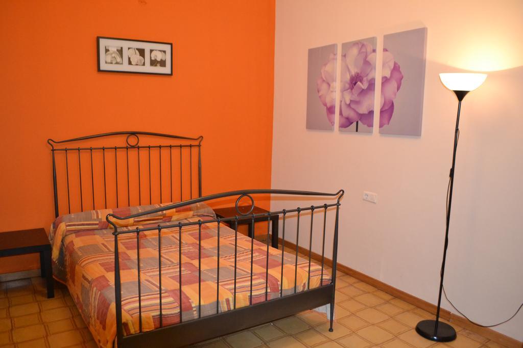 Blue Hostel Барселона Номер фото