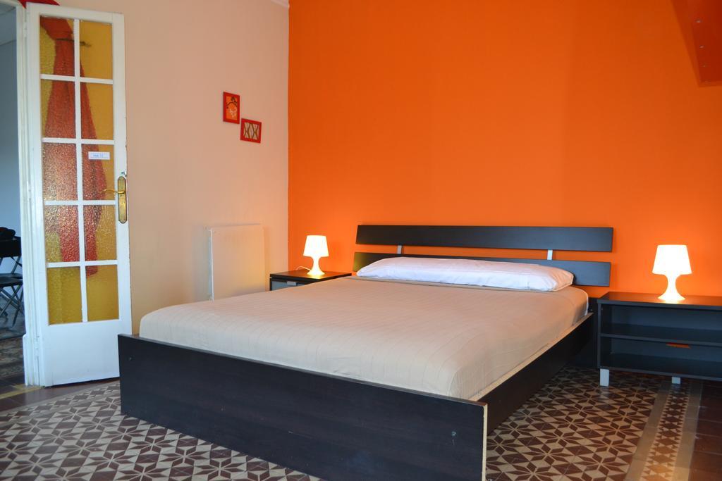 Blue Hostel Барселона Номер фото