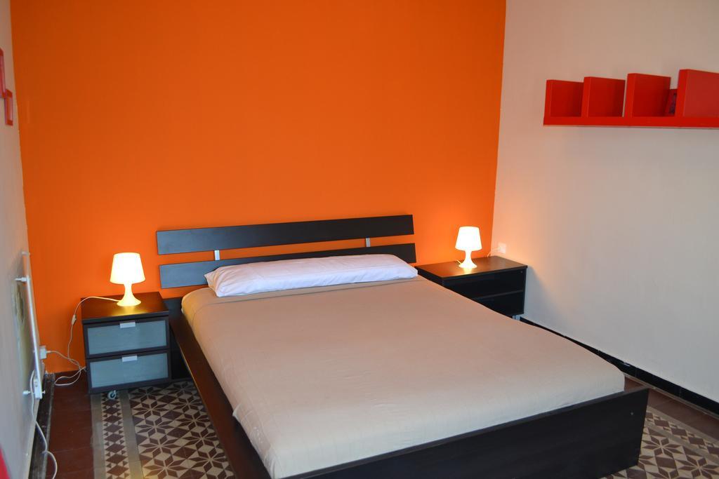 Blue Hostel Барселона Номер фото