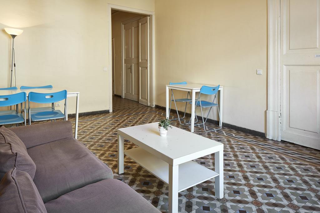 Blue Hostel Барселона Экстерьер фото